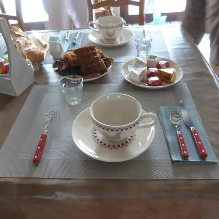 Et Relais Equestre De Marie Holiday home *