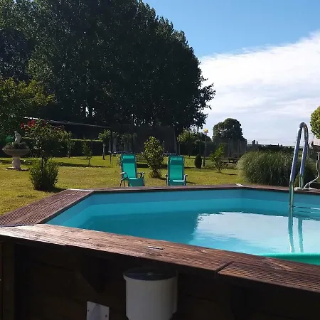Holiday home Et Relais Equestre De Marie